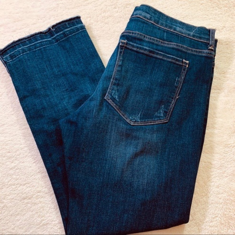 🎆Banana Republic - Flare Crop Jeans with Raw Hem